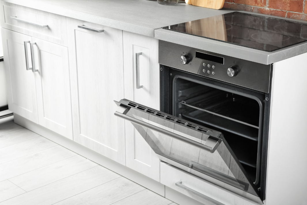 Heating Meal Delivery Trays